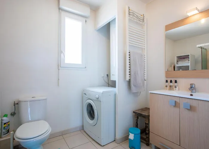 Appartement T3 Au Calme Avec Terrasse *