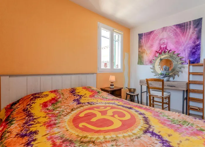 Appartement T3 Au Calme Avec Terrasse Cogolin