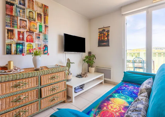 T3 Au Calme Avec Terrasse Appartement *
