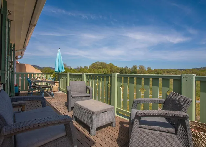 Appartement T3 Au Calme Avec Terrasse